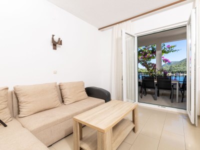 Apartment One bedroom apartment near beach Cove Pokrivenik, Hvar A-10427-b - Outdoor photo 10