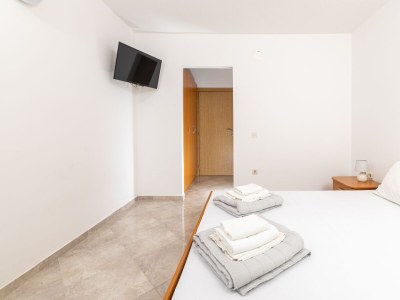 Apartment One bedroom apartment near beach Cove Pokrivenik, Hvar A-10427-c - Outdoor photo 21