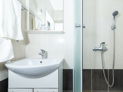 Apartment One bedroom apartment near beach Cove Pokrivenik, Hvar A-10427-c - Outdoor photo 24