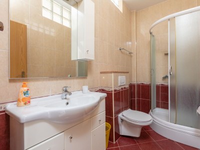 Apartment Three bedroom apartment near beach Podgora, Makarska A-11469-b - Outdoor photo 25