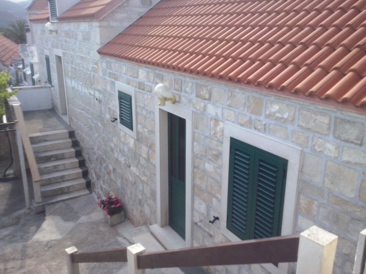 Apartment One bedroom apartment with air-conditioning Sumartin, Brač A-11658-a - Outdoor photo 2