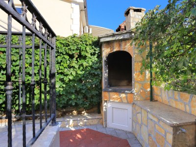 Apartment Two bedroom apartment with terrace and sea view Kanica, Rogoznica A-11745-b - Outdoor photo 8