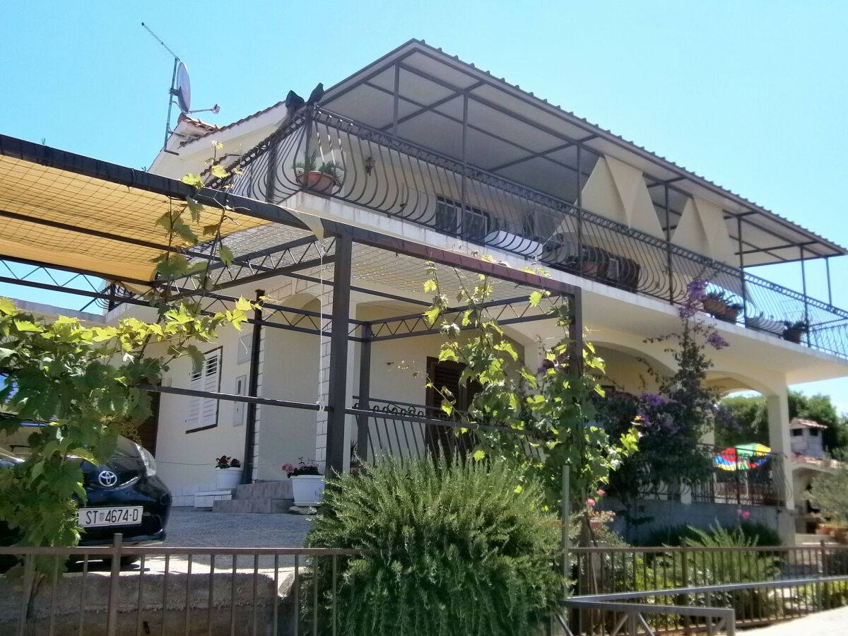 Apartment One bedroom apartment with terrace and sea view Kanica, Rogoznica A-11818-b - Outdoor photo 2