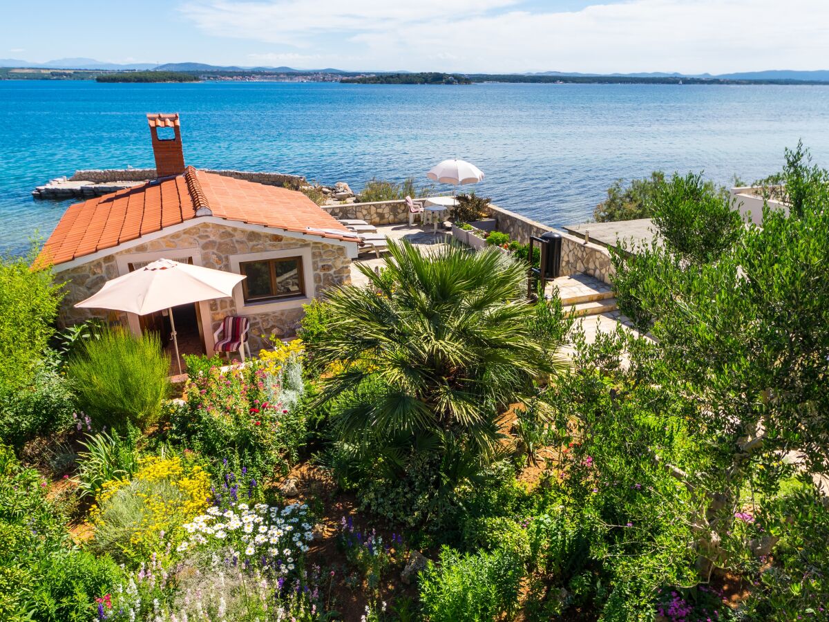 Apartment Apartments by the sea Tkon, Pašman - 12346 - Outdoor photo 4