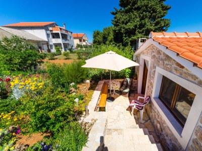 Apartment Apartments by the sea Tkon, Pašman - 12346 - Outdoor photo 9