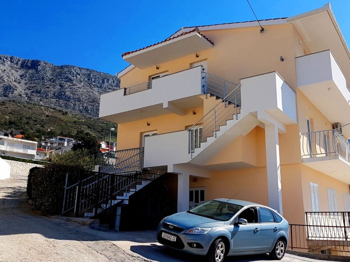 Apartment One bedroom apartment with terrace Stanići, Omiš A-12366-b - Outdoor photo 2