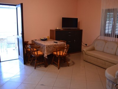 Apartment Two bedroom apartment with terrace and sea view Bilo, Primošten A-12434-b - Outdoor photo 6