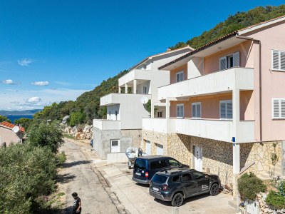 Apartment Two bedroom apartment with balcony and sea view Zaklopatica, Lastovo A-12452-a - Outdoor photo 6