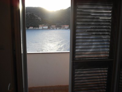 Apartment Two bedroom apartment with balcony and sea view Zaklopatica, Lastovo A-12452-a - Outdoor photo 25