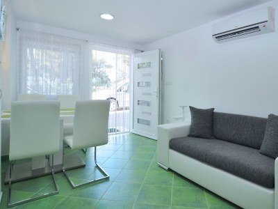 Apartment Two bedroom apartment near beach Slatine, Čiovo A-12491-b - Outdoor photo 6