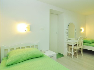 Apartment Two bedroom apartment near beach Slatine, Čiovo A-12491-b - Outdoor photo 22