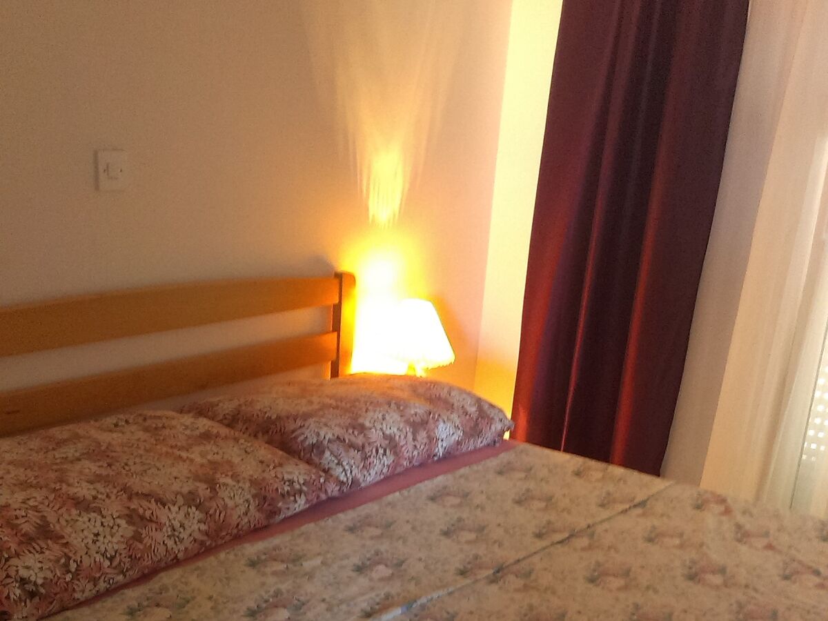 Apartment Two bedroom apartment with air-conditioning Povljana, Pag A-12169-c