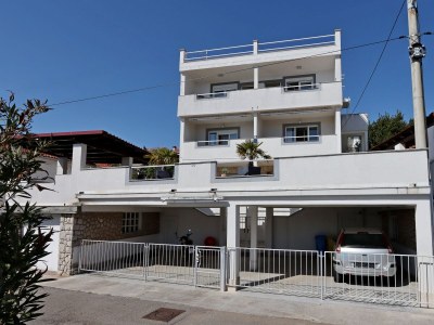 Apartment Two bedroom apartment with balcony and sea view Crikvenica A-12592-c - Outdoor photo 2