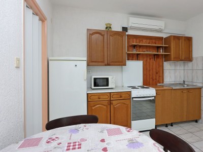 Apartment Two bedroom apartment with balcony and sea view Crikvenica A-12592-c - Outdoor photo 16