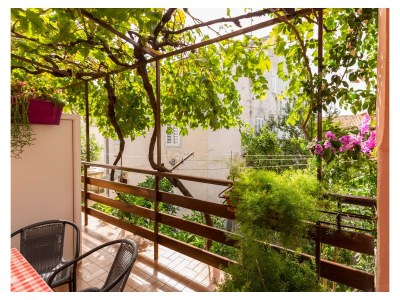 Apartment Two bedroom apartment with terrace Mali Lošinj, Lošinj A-12634-a - Outdoor photo 27