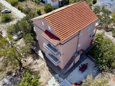 Apartment Two bedroom apartment with balcony and sea view Vinišće, Trogir A-12676-a - Outdoor photo 12
