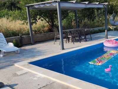 Apartment Two bedroom apartment with balcony and sea view Vinišće, Trogir A-12676-a - Outdoor photo 14