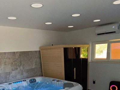 Apartment Two bedroom apartment with balcony and sea view Vinišće, Trogir A-12676-a - Outdoor photo 20