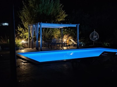 Apartment Two bedroom apartment with balcony and sea view Vinišće, Trogir A-12676-a - Outdoor photo 34