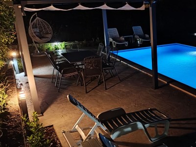 Apartment Two bedroom apartment with terrace and sea view Vinišće, Trogir A-12676-b - Outdoor photo 14