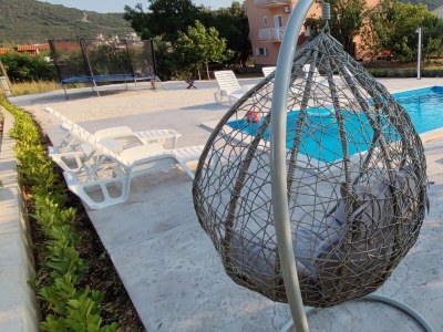 Apartment Two bedroom apartment with terrace and sea view Vinišće, Trogir A-12676-b - Outdoor photo 25