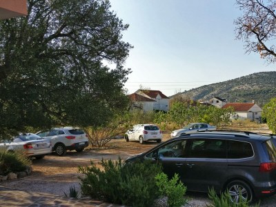 Apartment Two bedroom apartment with terrace and sea view Vinišće, Trogir A-12676-b - Outdoor photo 39