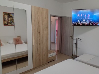 Apartment Two bedroom apartment with terrace and sea view Vinišće, Trogir A-12676-b - Outdoor photo 54