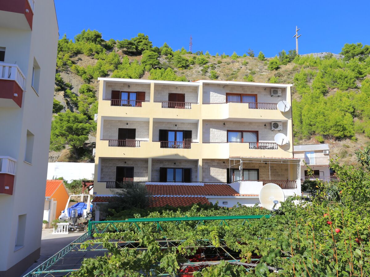 Apartment One bedroom apartment with balcony and sea view Duće, Omiš A-12687-a