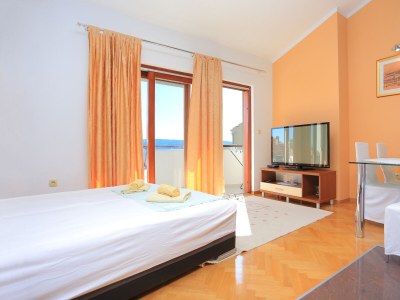 Apartment One bedroom apartment with balcony and sea view Duće, Omiš A-12687-a - Outdoor photo 9