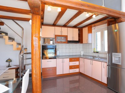 Apartment One bedroom apartment with balcony and sea view Duće, Omiš A-12687-a - Outdoor photo 14