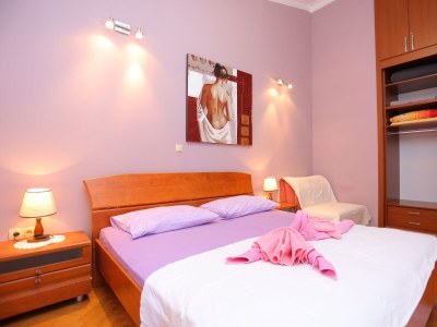 Apartment One bedroom apartment with balcony and sea view Duće, Omiš A-12687-a - Outdoor photo 17