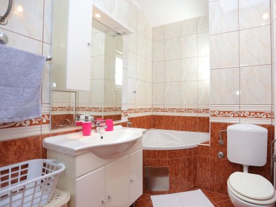 Apartment One bedroom apartment with balcony and sea view Duće, Omiš A-12687-a - Outdoor photo 21