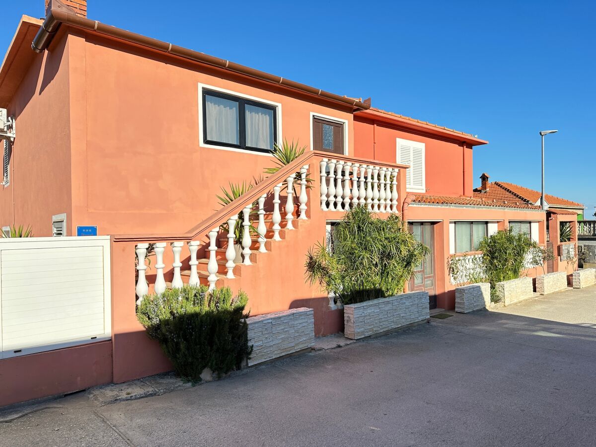 Apartment One bedroom apartment with terrace Sali, Dugi otok A-12757-b - Outdoor photo 2