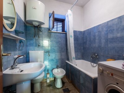 Apartment Two bedroom apartment with terrace Sumartin, Brač A-764-a - Outdoor photo 34