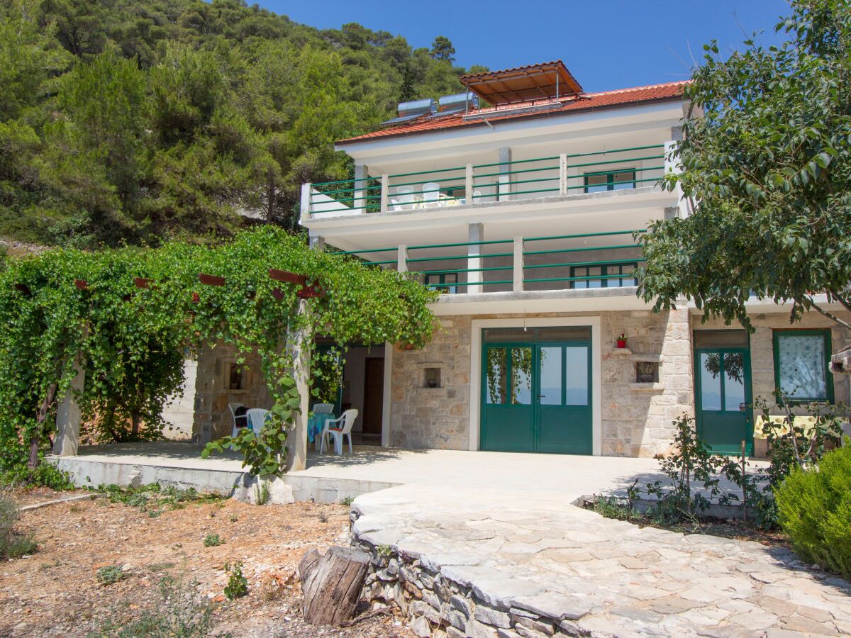 Apartment Two bedroom apartment near beach Cove Rapak, Hvar A-12779-b - Outdoor photo 4