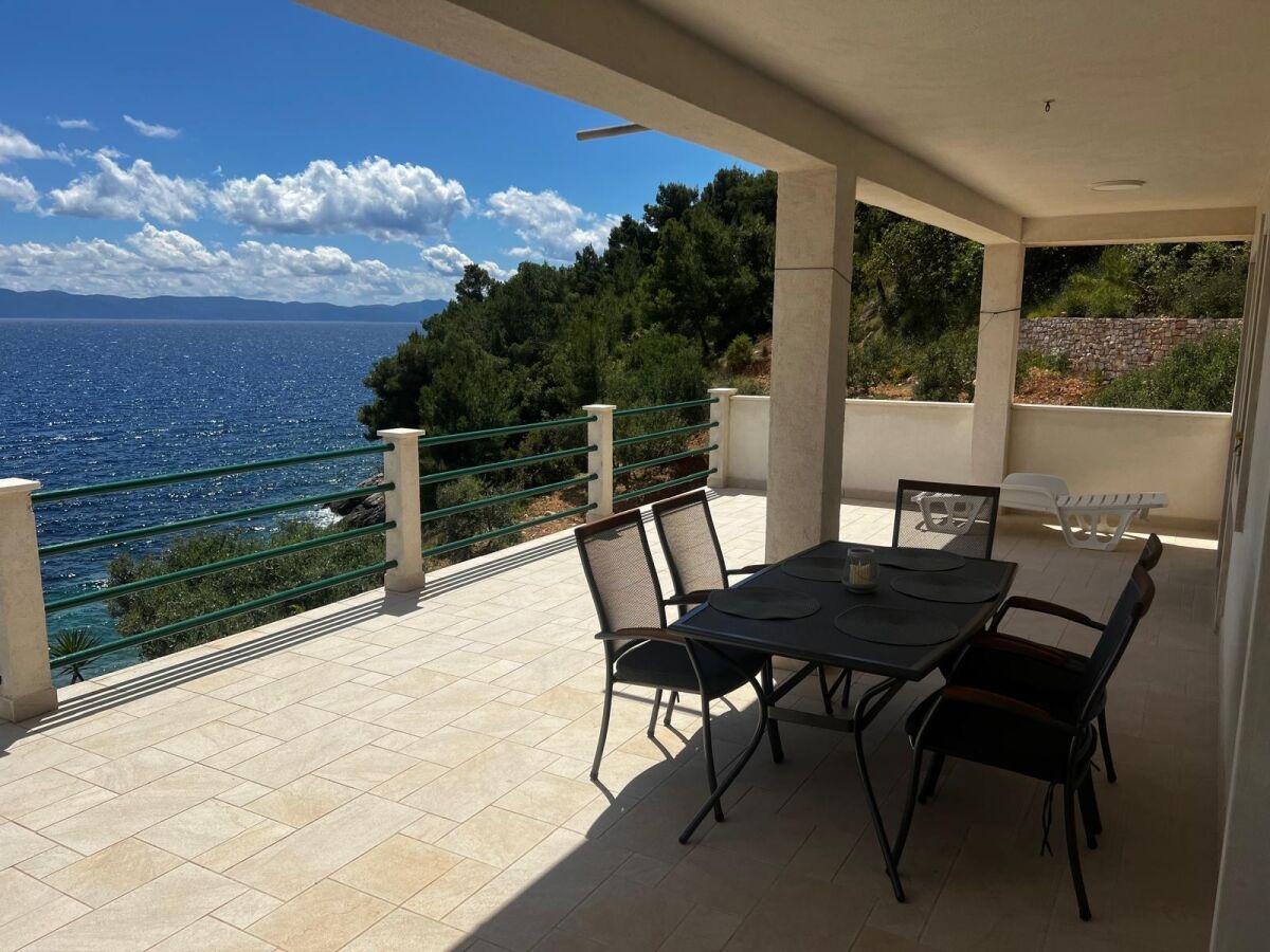 Apartment Two bedroom apartment near beach Cove Rapak, Hvar A-12779-c