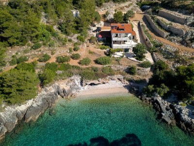 Apartment Two bedroom apartment near beach Cove Rapak, Hvar A-12779-c - Outdoor photo 2