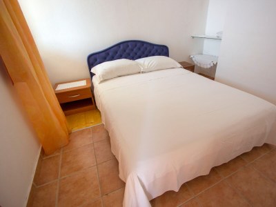 Apartment Two bedroom apartment near beach Cove Rapak, Hvar A-12779-c - Outdoor photo 18