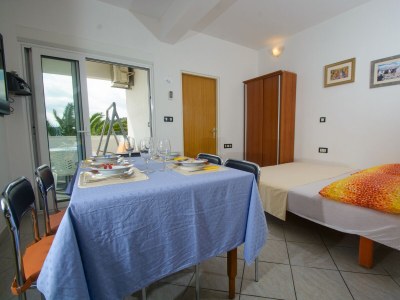 Apartment One bedroom apartment with terrace and sea view Rogoznica A-12820-b - Outdoor photo 5