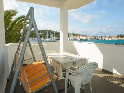 Apartment One bedroom apartment with terrace and sea view Rogoznica A-12820-c in Rogoznica - Apartment