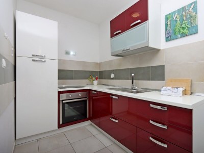 Apartment Two bedroom apartment with terrace Banjol, Rab A-12838-a - Outdoor photo 19