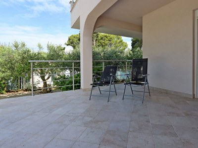 Apartment Two bedroom apartment with terrace Banjol, Rab A-12838-a - Outdoor photo 30