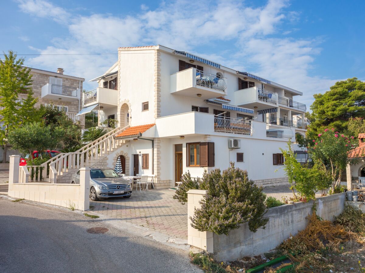 Apartment Studio flat with balcony and sea view Slatine, Čiovo AS-13298-a - Outdoor photo 2
