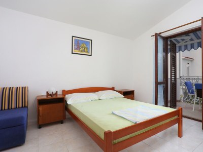 Apartment Studio flat with balcony and sea view Slatine, Čiovo AS-13298-a - Outdoor photo 19