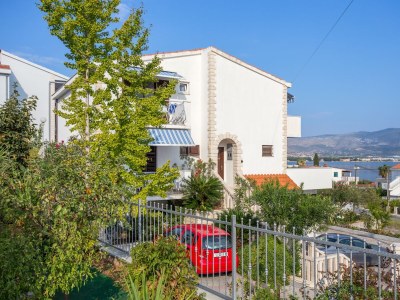 Apartment Studio flat with balcony and sea view Slatine, Čiovo AS-13298-b - Outdoor photo 3