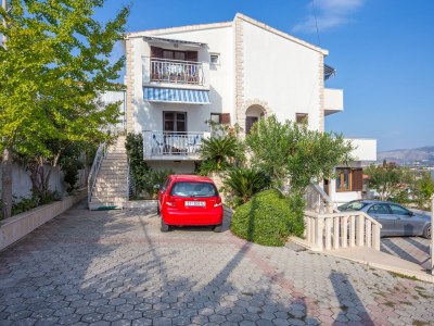 Apartment Studio flat with balcony and sea view Slatine, Čiovo AS-13298-b - Outdoor photo 13
