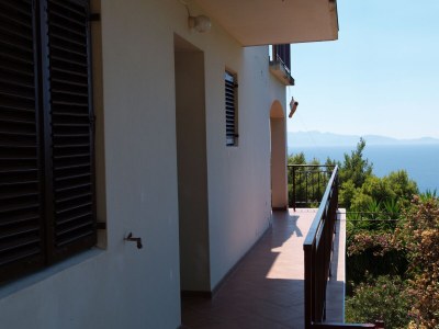 Apartment Three bedroom apartment with terrace and sea view Brna - Vinačac, Korčula A-13344-a - Outdoor photo 13