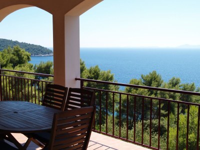 Apartment Three bedroom apartment with terrace and sea view Brna - Vinačac, Korčula A-13344-a - Outdoor photo 15