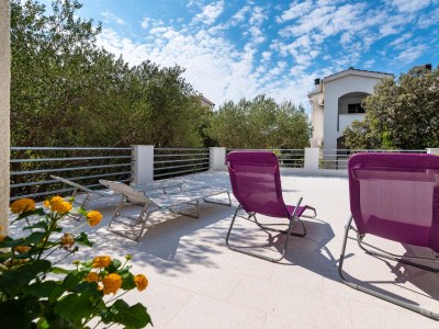 Apartment Apartments by the sea Mandre, Pag - 13015 - Apartments by the sea Mandre, Pag - 13015 - Outdoor photo 7