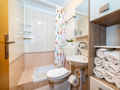 Apartment Apartments by the sea Mandre, Pag - 13015 - Apartments by the sea Mandre, Pag - 13015 - Outdoor photo 17